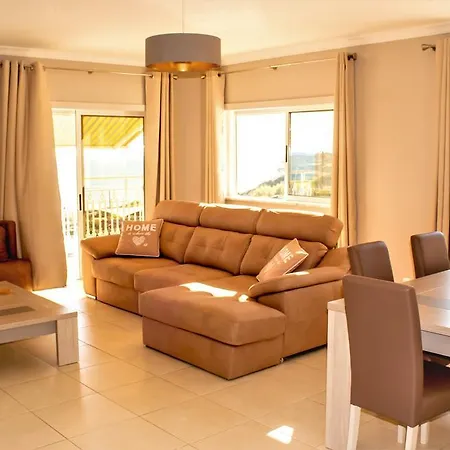 Lar Doce Lar Apartment Armacao de Pera
